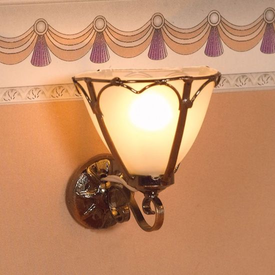 Art Nouveau Wall Light