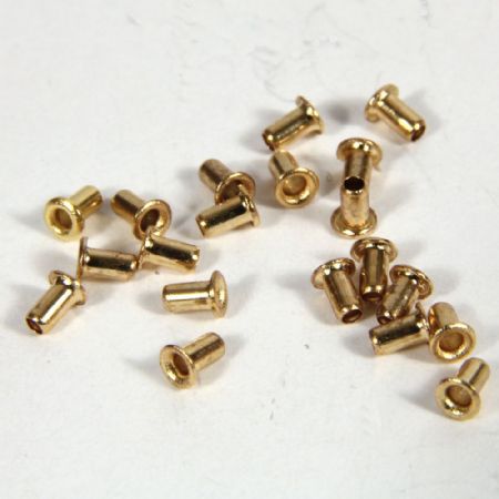 Pack of 20 Small Eyelets